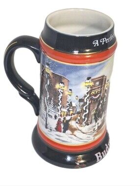 Budweiser Stein 1992 A Perfect Christmas Susan Sampson Artist Wagon & Clydesdale
